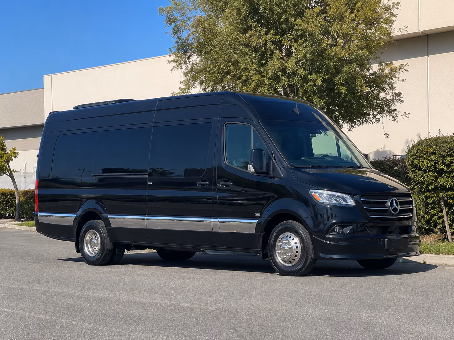 book group transportation for your next bachelor or bachelorette party 2