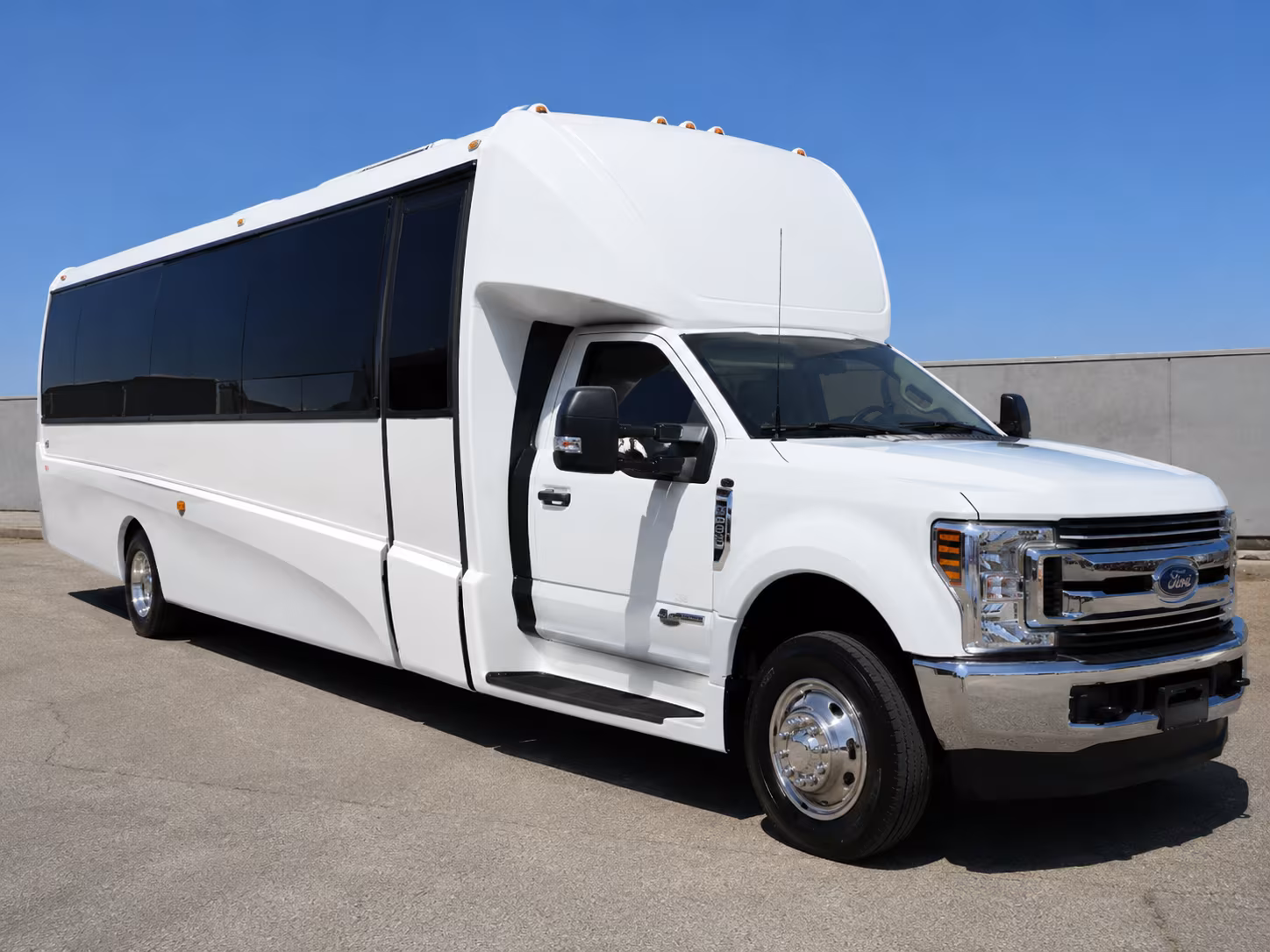 book group transportation for your next convention or trade show 3