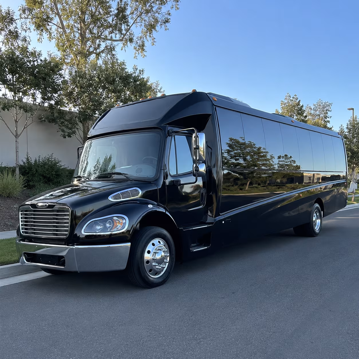 carlsbad 30 passenger minibus