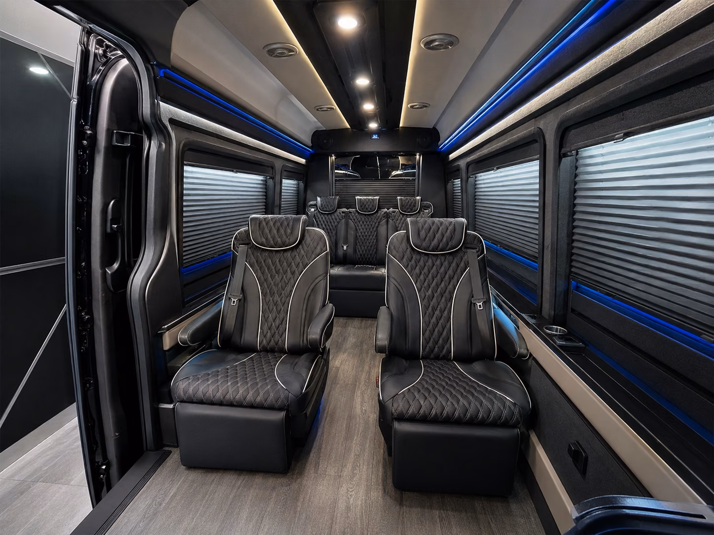 convention and conference shuttle buses serving carlsbad and san diego
